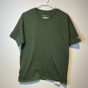 Champion Men’s Tshirt Color Green Size Large. Good condition